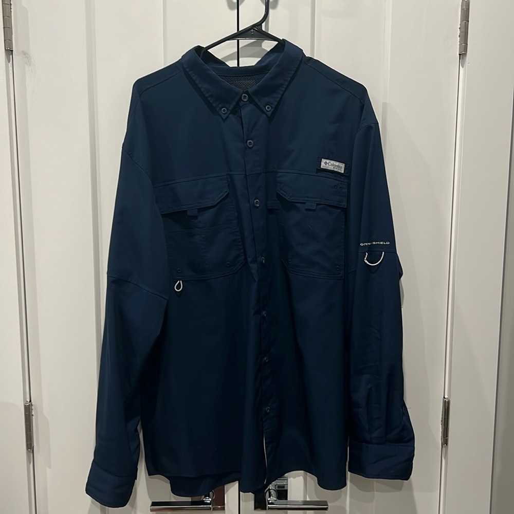 Columbia PFG FISHING SHIRT- navy blue. Large